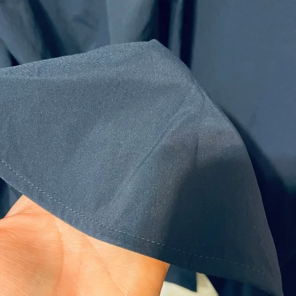 Athleta Navy Midday Relaxed Poplin Button-Down Long Sleeve Shirt, Women’s M - Picture 8 of 12